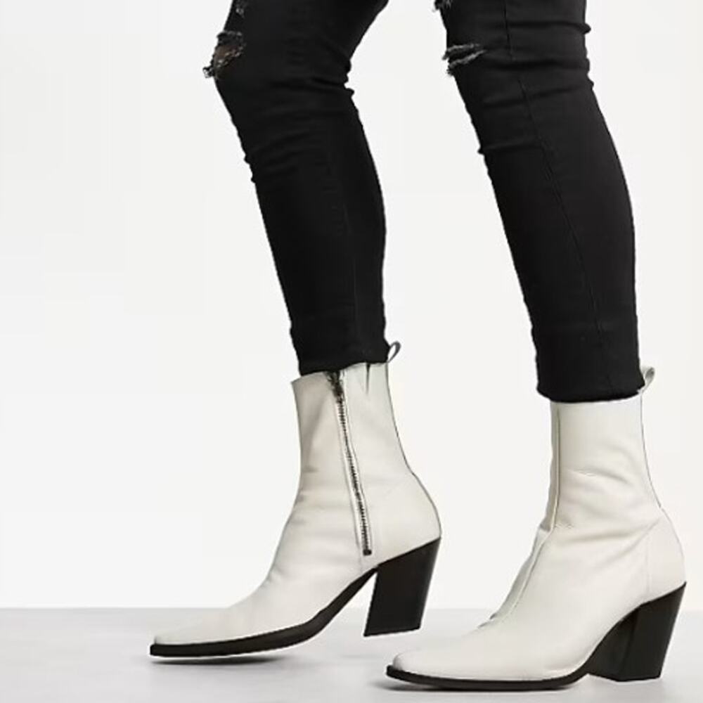 ASOS Women's Leather Angled Heeled Chelsea‎ Ankle Bootie Size 10 White Side Zip